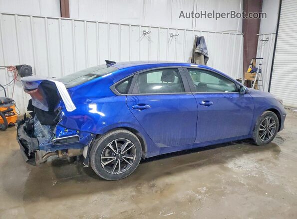3KPF24AD7RE707632 2024 KIA FORTE Blue Trasero derecho