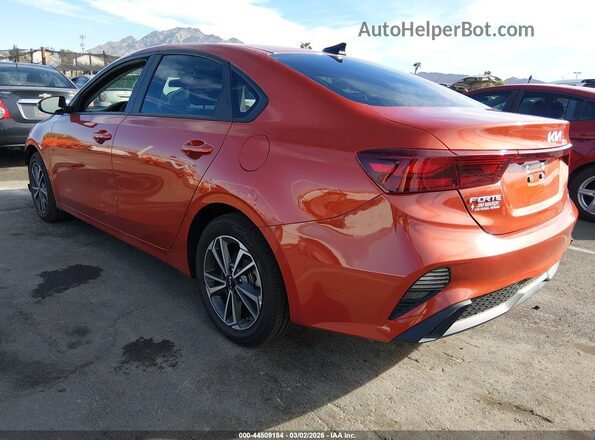 3KPF24AD8PE526682 2023 KIA FORTE Orange 