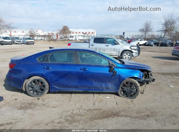 3KPF34AD1ME353161 2021 KIA FORTE Blue Vista interior trasera