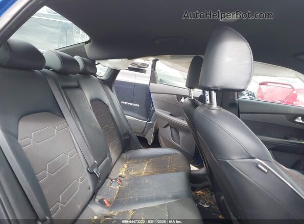3KPF34AD1ME353161 2021 KIA FORTE Blue 