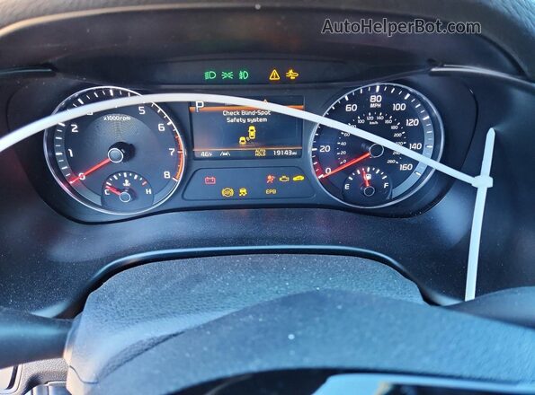3KPF54AD0RE703008 2024 KIA FORTE Gray ხელსაწყოთა პანელის ხედი