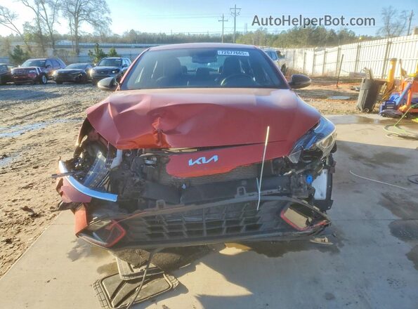 3KPF54AD7PE543660 2023 KIA FORTE Red Widok z przodu