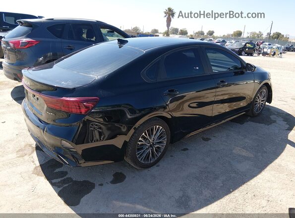 3KPF54AD8RE779575 2024 KIA FORTE Черный Задняя правая четверть