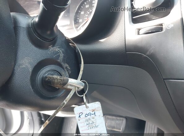 3KPFK4A74JE244721 2018 KIA FORTE White 