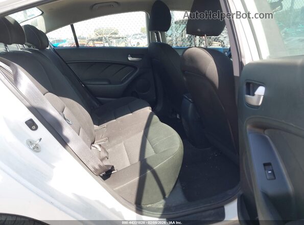 3KPFK4A75HE054436 2017 KIA FORTE White VIN կոդի պիտակի տեսք