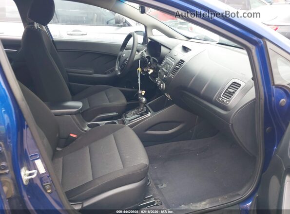 3KPFK4A78HE057976 2017 KIA FORTE Blue 
