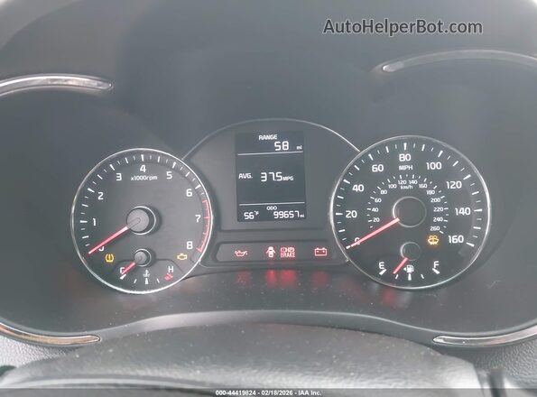 3KPFK4A78JE182899 2018 KIA FORTE Burgundy Widok tylnych siedzeń