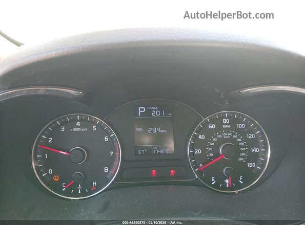 3KPFK4A79HE017616 2017 KIA FORTE Серый Вид задних сидений