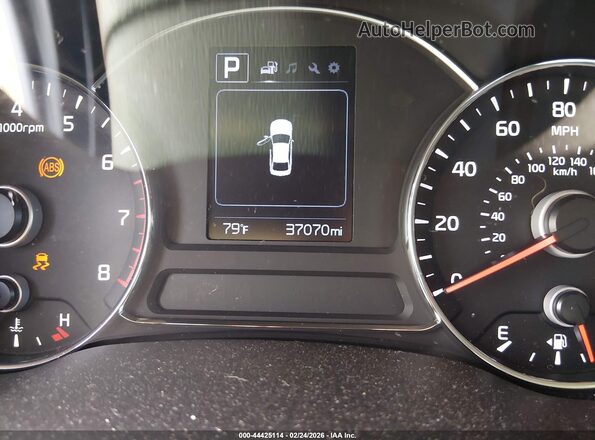 3KPFL4A71JE235987 2018 KIA FORTE Burgundy 