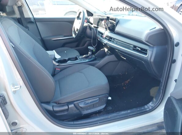 3KPFT4DE0SE225057 2025 KIA K4 Gray 