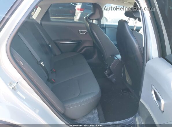 3KPFT4DE0SE225057 2025 KIA K4 Gray 