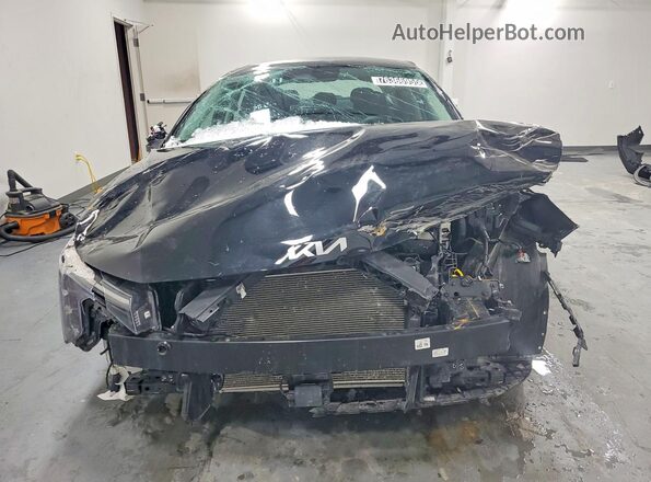 3KPFT4DE7SE103330 2025 KIA K4 Black Вид спереду