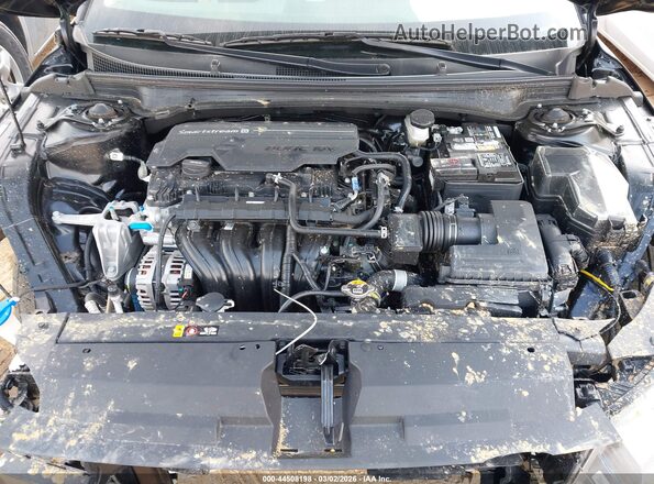 3KPFT4DEXSE239600 2025 KIA K4 Black Widok z tyłu