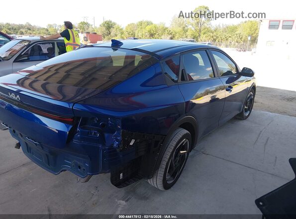 3KPFU4DE1SE138202 2025 KIA K4 Blue Trasero derecho