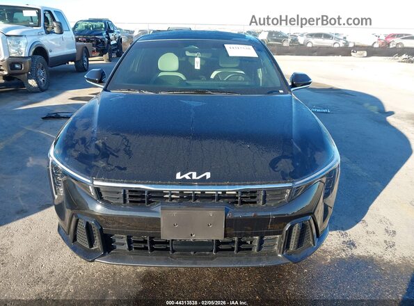 3KPFW4DE6SE235261 2025 KIA K4 Black Vista del cuadro de instrumentos