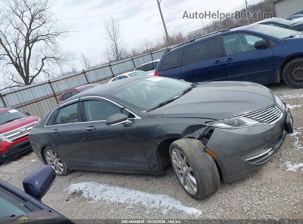 3LN6L2J95GR606359 2016 LINCOLN MKZ Gray Вид задньої частини салону