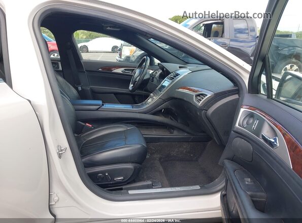 3LN6L5LU3LR618720 2020 LINCOLN MKZ White 