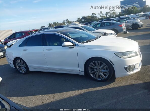3LN6L5MU8HR606231 2017 LINCOLN MKZ HYBRID Белый Вид задней части салона