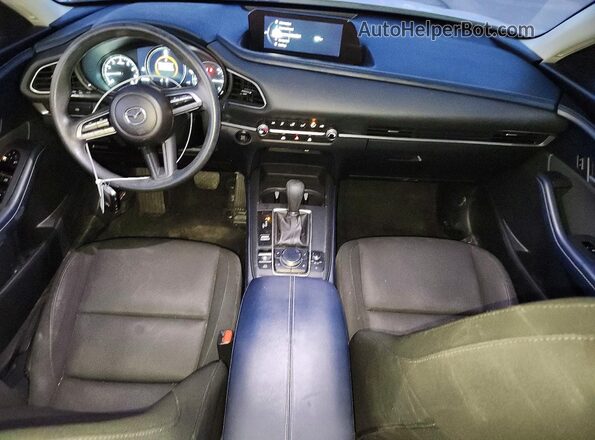 3MVDMBAL1MM213292 2021 MAZDA CX-30 White Вид панелі приладів