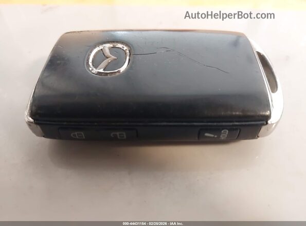 3MVDMBAL4MM258212 2021 MAZDA CX-30 Черный Вид панели приборов