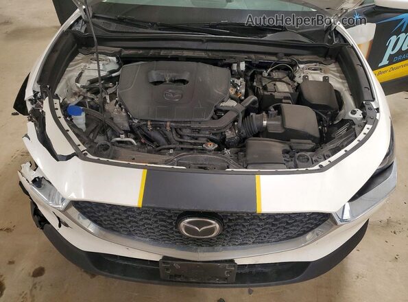 3MVDMBAM2RM647902 2024 MAZDA CX-30 White Вид підкапотного простору