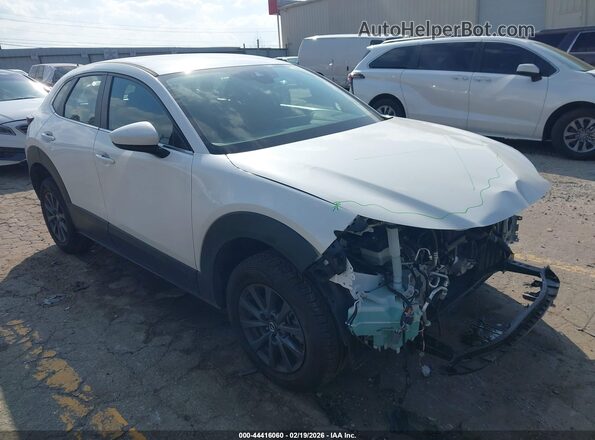 3MVDMBAMXPM587042 2023 MAZDA CX-30 White 