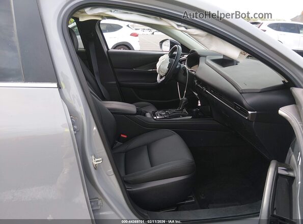 3MVDMBBM0SM796538 2025 MAZDA CX-30 Серый Вид салона спереди