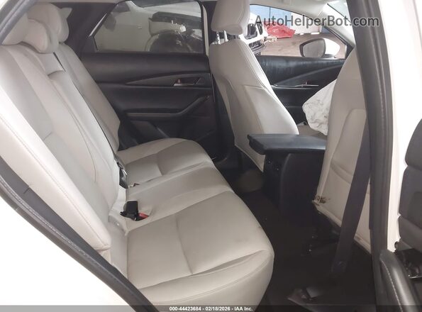 3MVDMBCM8PM555879 2023 MAZDA CX-30 White Vista de la etiqueta del VIN