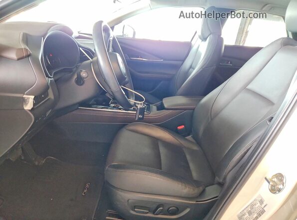 3MVDMBDL4NM403715 2022 MAZDA CX-30 White Widok wnętrza z przodu