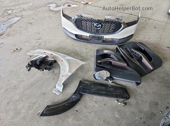 3MVDMBDL4NM403715 2022 MAZDA CX-30 White Widok naklejki z numerem VIN