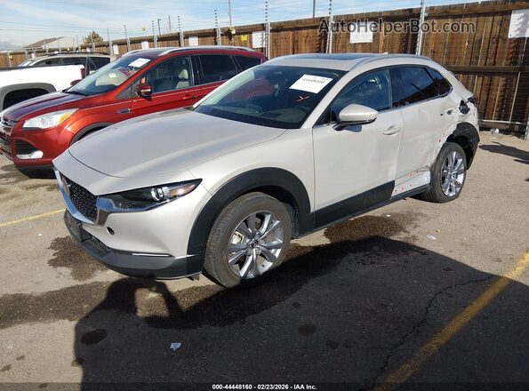3MVDMBDM2RM665196 2024 MAZDA CX-30 Silver Առջևի ձախ երեք քառորդ տեսարան