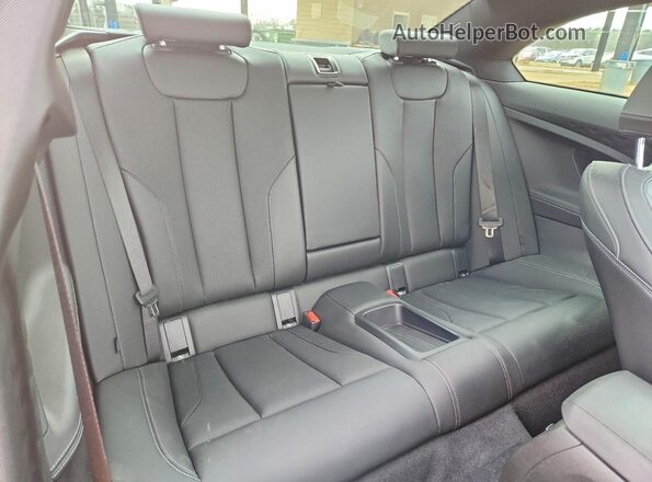 3MW23CM01N8C38736 2022 BMW 2 SERIES Серый Вид задних сидений
