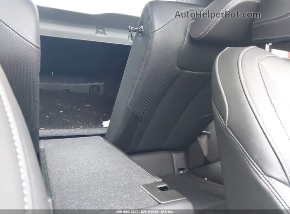 3MW33CM05R8E01656 2024 BMW 2 SERIES Black Widok naklejki z numerem VIN