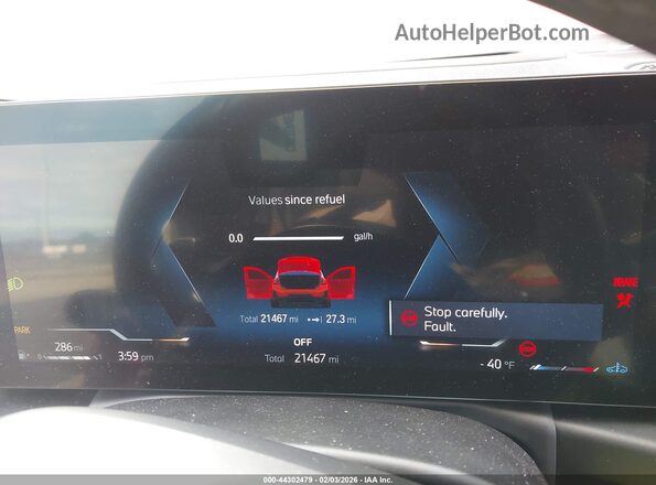 3MW49FS09R8E44761 2024 BMW M3 Red Vista de los asientos traseros