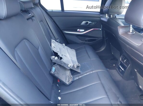 3MW49FS0XP8D47372 2023 BMW M3 Black Widok naklejki z numerem VIN