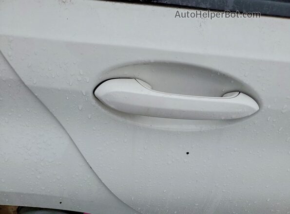 3MW5R7J07L8B09923 2020 BMW 3 SERIES White Widok tylnych siedzeń