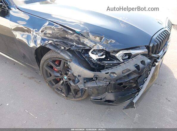 3MW69CW02S8F19212 2025 BMW 3 SERIES Черный Вид спереди