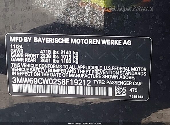 3MW69CW02S8F19212 2025 BMW 3 SERIES Черный Вид подкапотного пространства