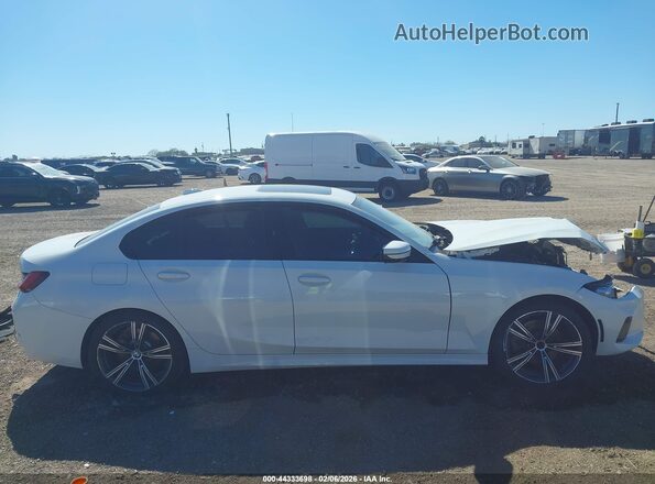 3MW69FF02P8D09315 2023 BMW 3 SERIES White Instrument cluster view