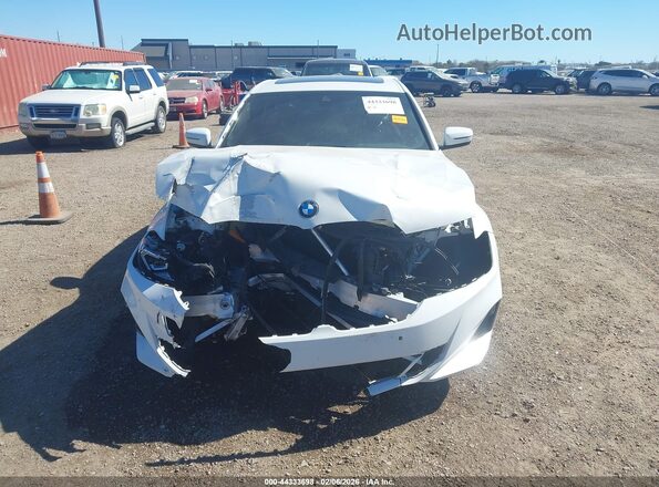 3MW69FF02P8D09315 2023 BMW 3 SERIES White Dashboard view