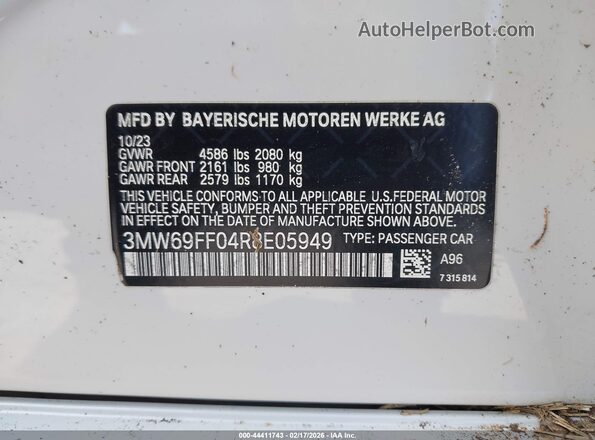 3MW69FF04R8E05949 2024 BMW 3 SERIES White ძრავის განყოფილების ხედი