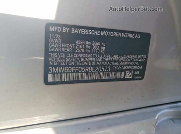 3MW69FF05R8E20573 2024 BMW 3 SERIES Белый Вид подкапотного пространства