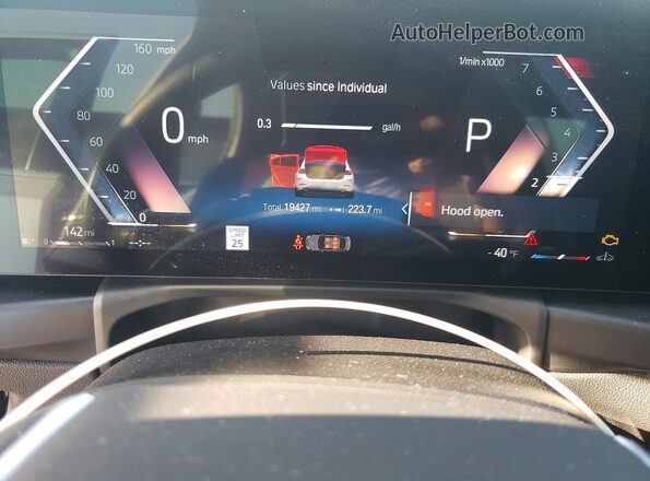 3MW69FF05R8E20573 2024 BMW 3 SERIES Белый Вид щитка приборов