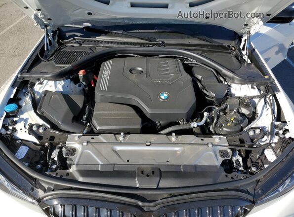 3MW69FF06R8E68325 2024 BMW 3 SERIES White Вид задньої частини салону