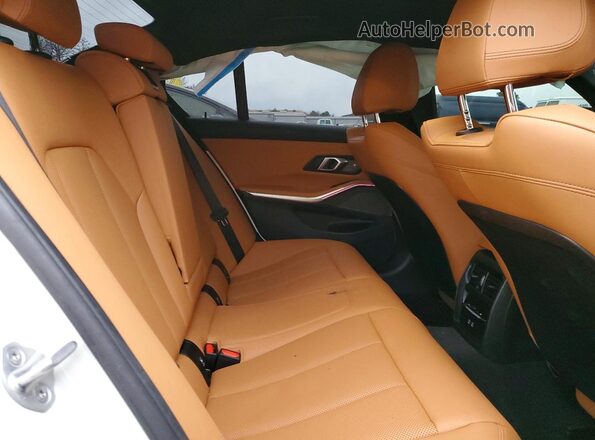 3MW69FT08S8F50518 2025 BMW M3 White Rear seats view