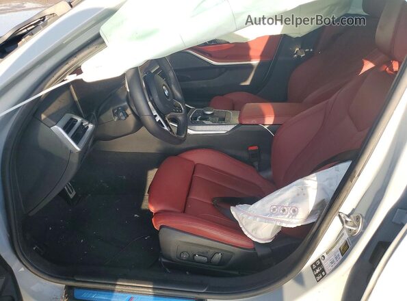 3MW89CW00S8E98384 2025 BMW 3 SERIES Gray Widok wnętrza z przodu