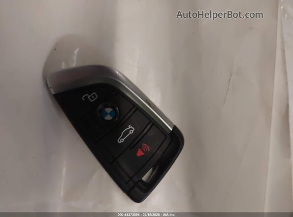 3MW89FF05R8E07220 2024 BMW 7 SERIES White 
