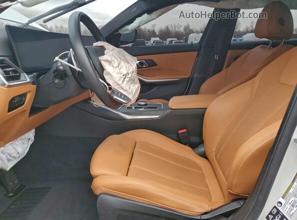 3MW89FF06R8E47869 2024 BMW 3 SERIES White Front interior view