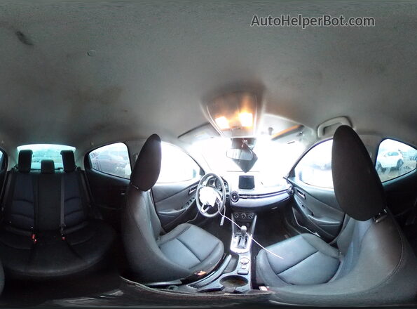3MYDLBYV0KY525509 2019 TOYOTA YARIS White Widok naklejki z numerem VIN