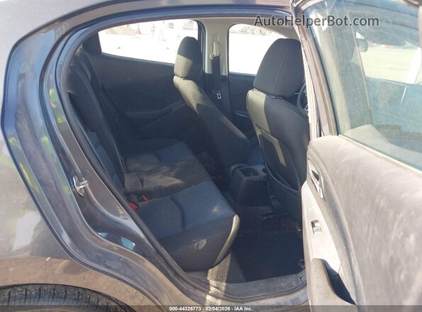 3MYDLBYV1JY314107 2018 TOYOTA YARIS IA Gray Vista de la etiqueta del VIN